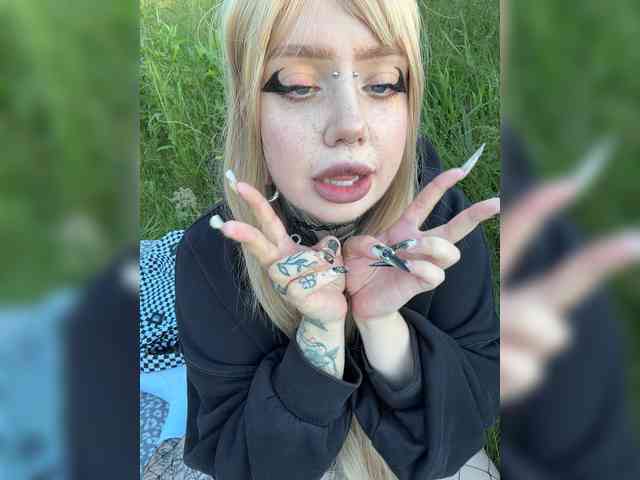 Chibiis Sex Cam Show