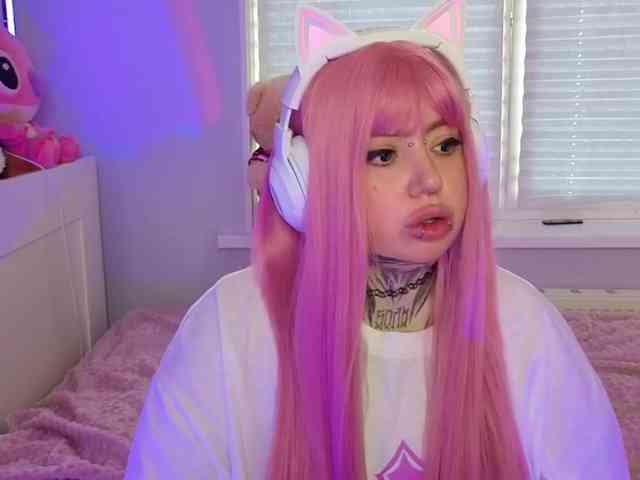 Chibiis Live Webcam on BongaCams