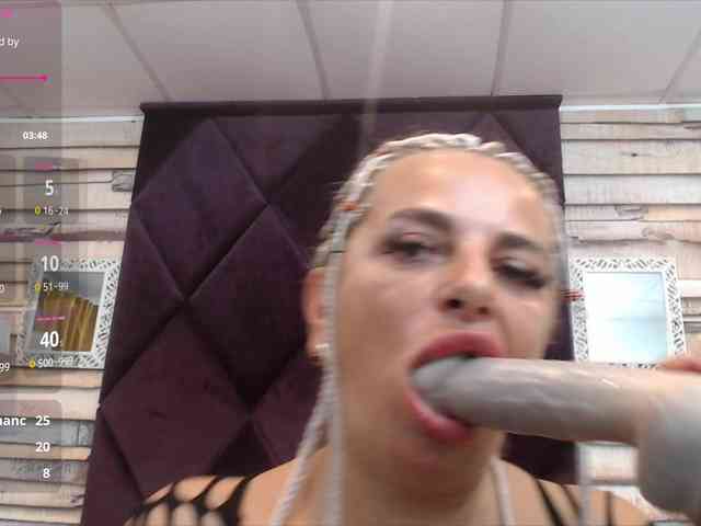 ElviraZoi webcam