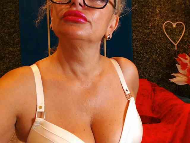 ElviraZoi