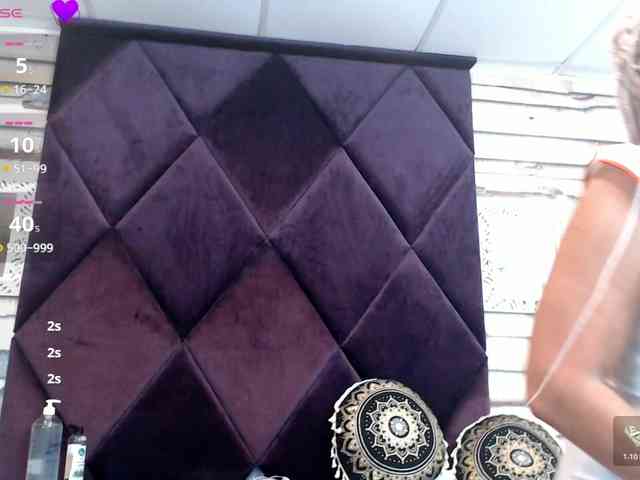 ElviraZoi webcam