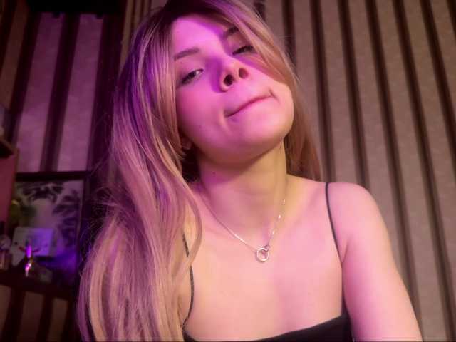 Live трансляция KittyMila - Runet.cam