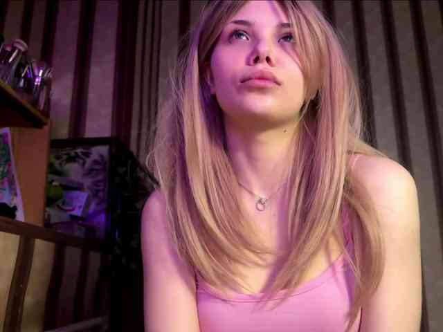 KittyMila webcam
