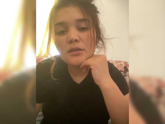 Udey2 live cam