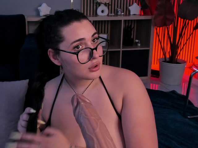 Boobzillaa live webcam show