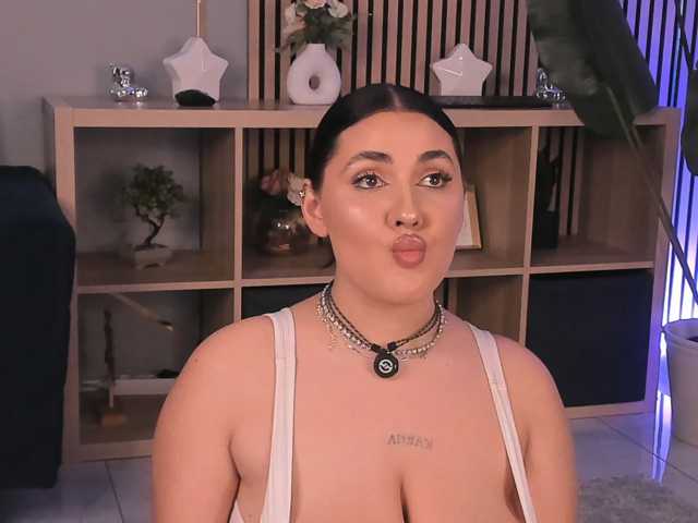 Boobzillaa, live now on BongaCams