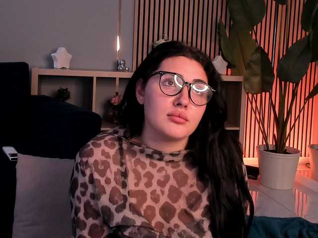 Boobzillaa live cam on BongaCams