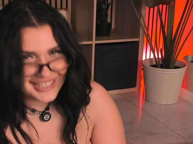 Boobzillaa live cam on BongaCams