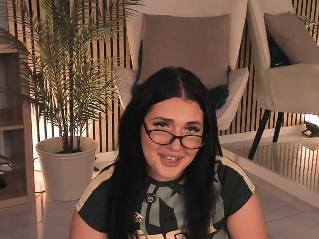 Boobzillaa live cam on BongaCams