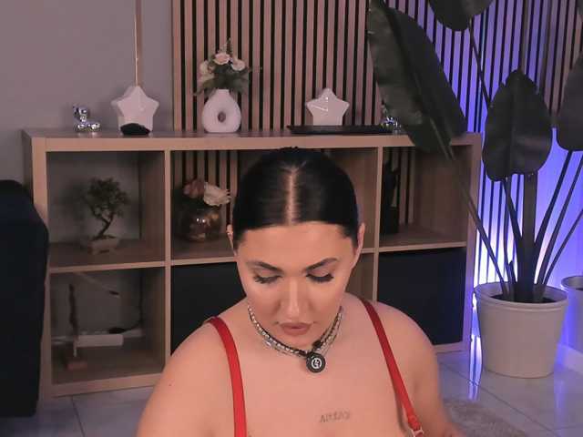 Boobzillaa, en directo ahora en BongaCams