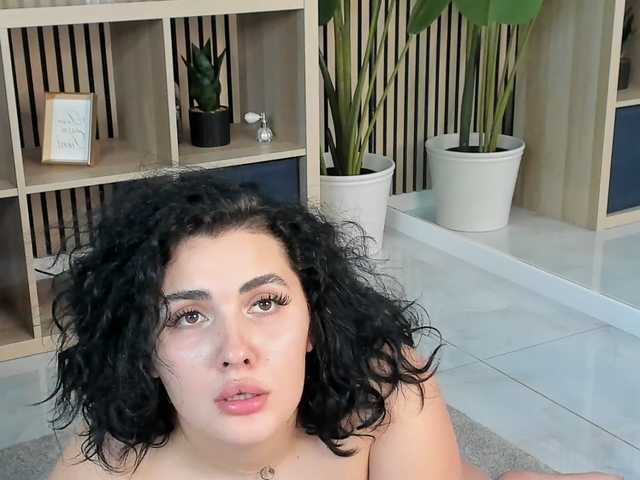 Boobzillaa live cam on BongaCams