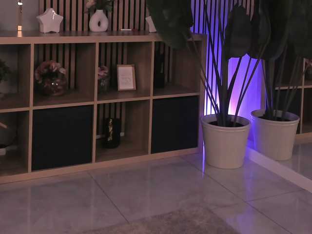 Boobzillaa live cam on BongaCams