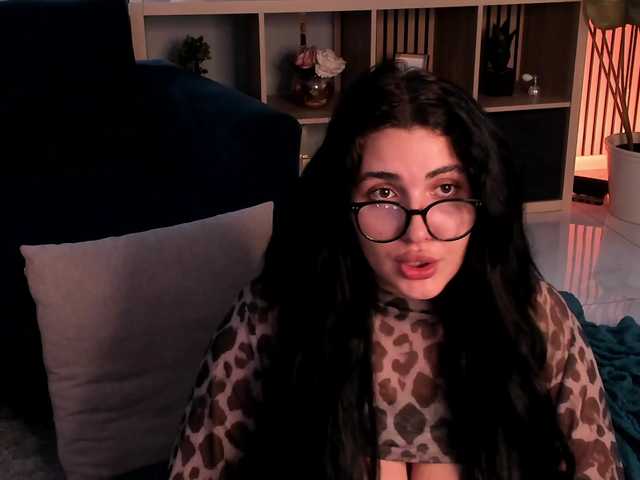 Boobzillaa live cam on BongaCams