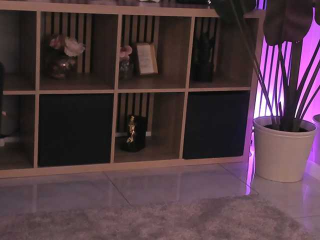 Boobzillaa live cam preview