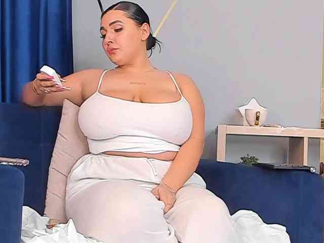 Boobzillaa