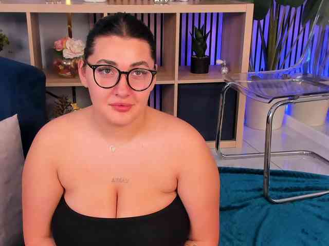 Boobzillaa webcam