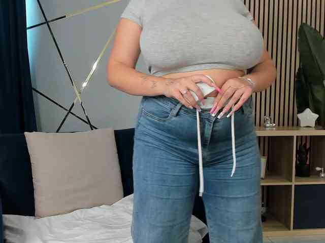 Boobzillaa