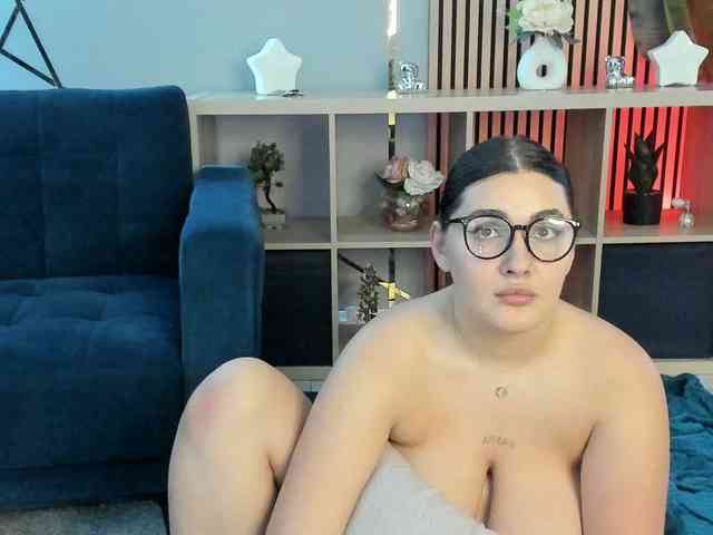 Boobzillaa webcam