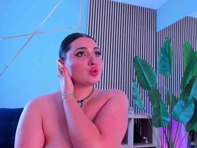 Boobzillaa Live Webcam on BongaCams