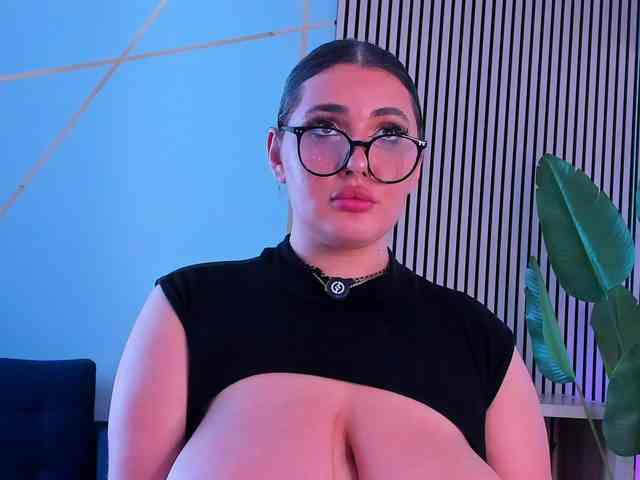 Boobzillaa webcam