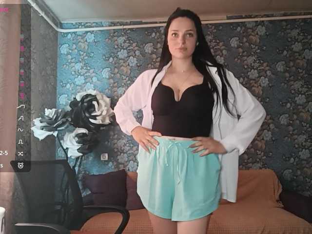 GenovevaRhoad live cam on BongaCams