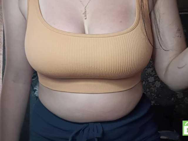 GenovevaRhoad live cam on BongaCams
