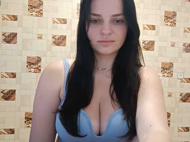 GenovevaRhoad live cam on BongaCams