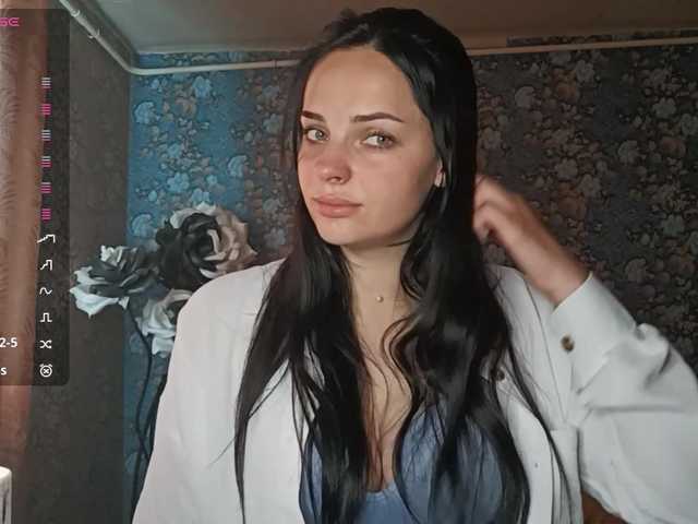 GenovevaRhoad live cam on BongaCams