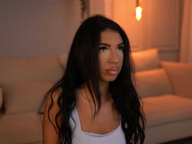 XiaraBlaze live cam on BongaCams