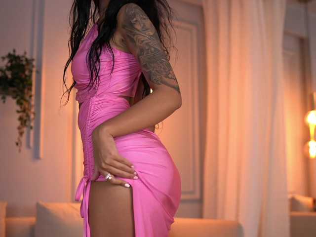 XiaraBlaze live cam on BongaCams