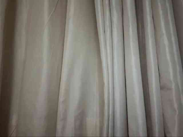 LilyBrazen webcam