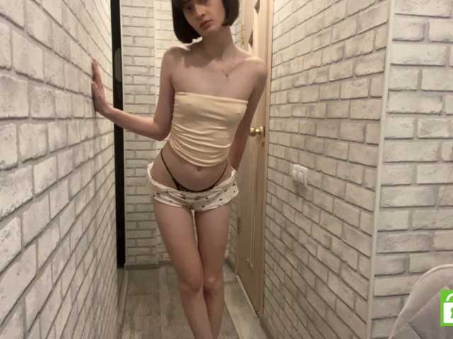 Barbara1, en directo ahora en BongaCams