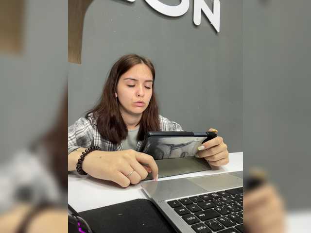 Nipple000 live cam on BongaCams