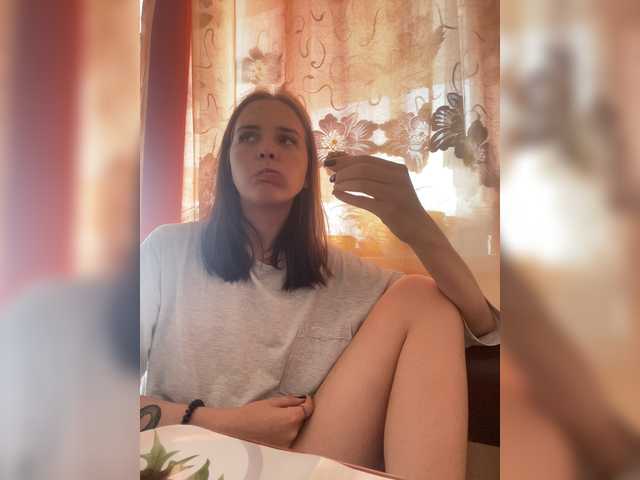 nipple000 cam belle