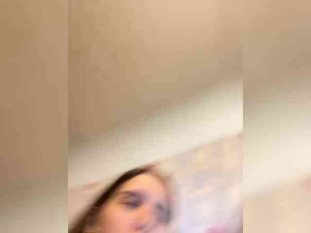 Nipple000 webcam