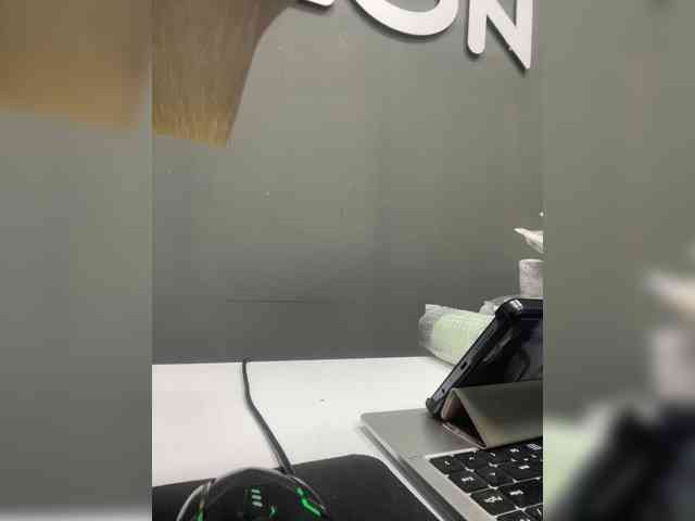 Nipple000 webcam