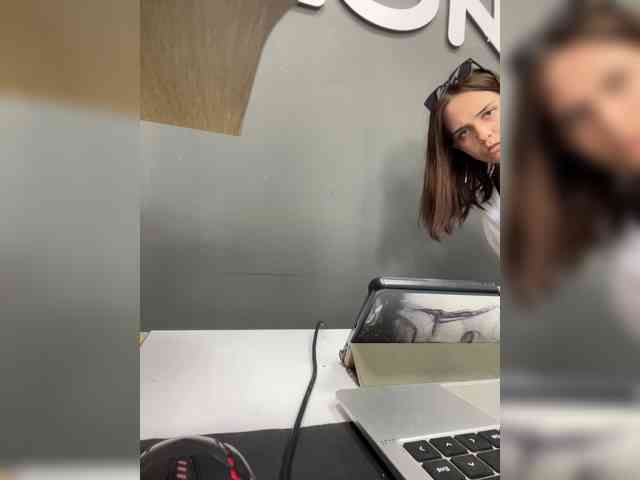Nipple000 webcam