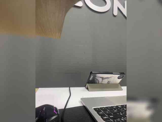 Nipple000 webcam