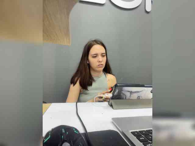 Nipple000 webcam