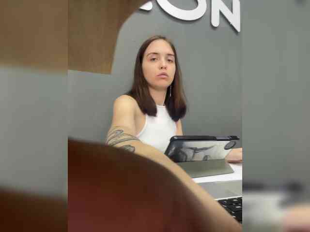 Nipple000 webcam