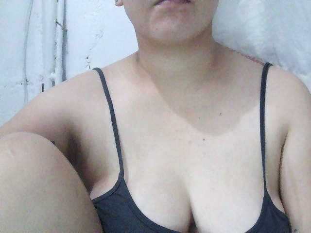 SexyCherrry live cam on BongaCams