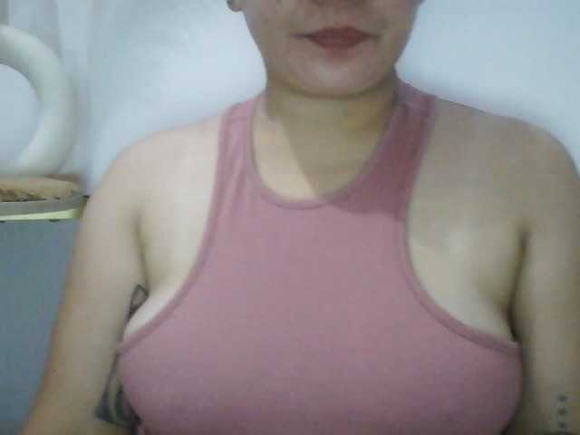 SexyCherrry live cam on BongaCams