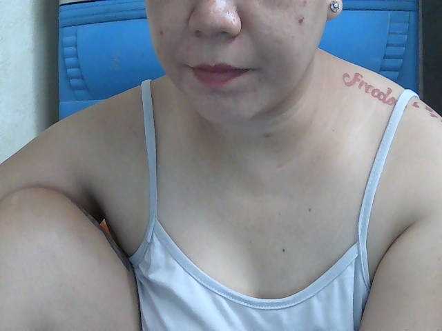 SexyCherrry live cam on BongaCams