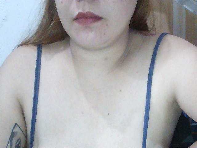 SexyCherrry live cam preview