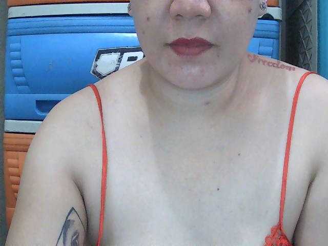 SexyCherrry live cam on BongaCams
