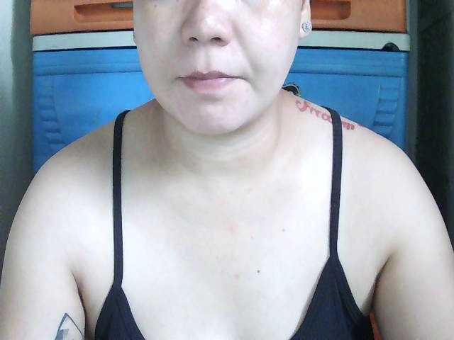 SexyCherrry live cam on BongaCams