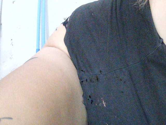 SexyCherrry, en vivo ahora en BongaCams