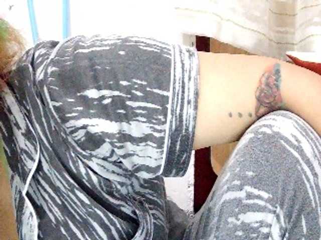SexyCherrry live cam preview