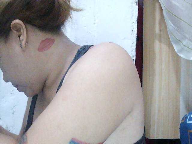 SexyCherrry, en vivo ahora en BongaCams