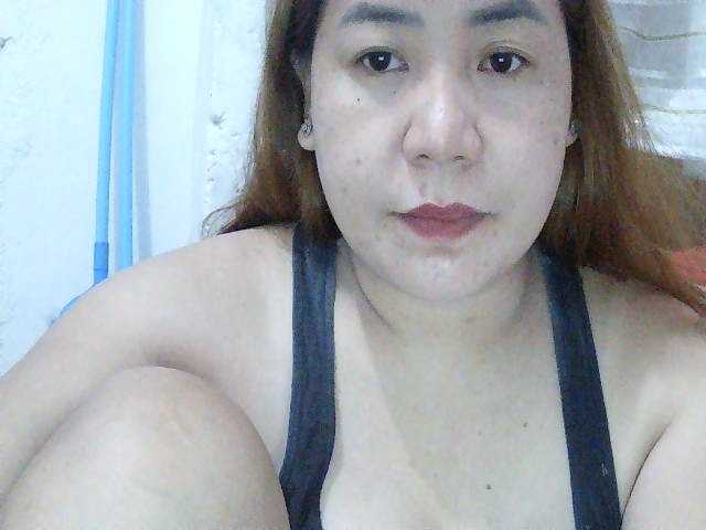 SexyCherrry, en directo ahora en BongaCams